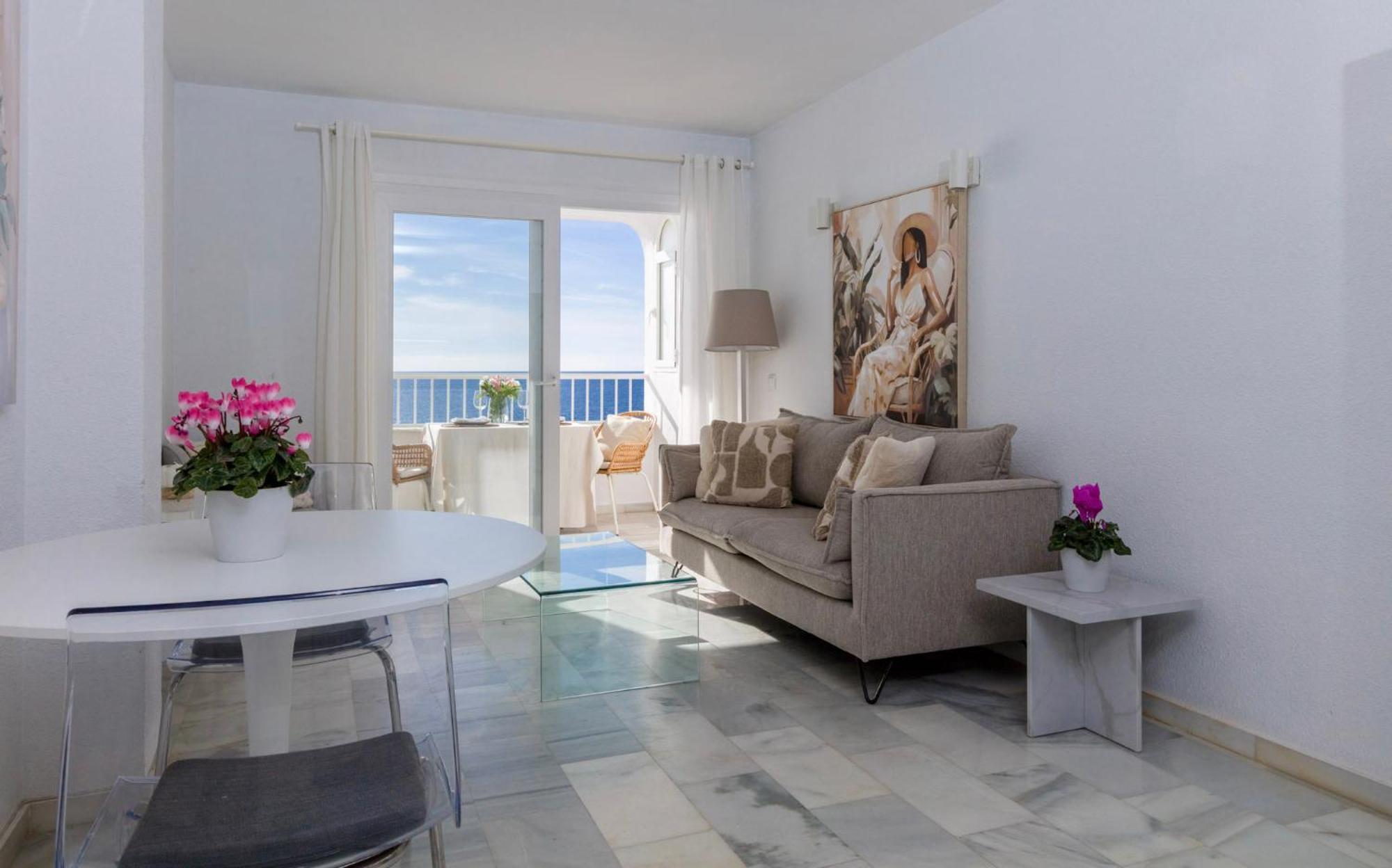 Oceanfront Mijas Apartment Bagian luar foto